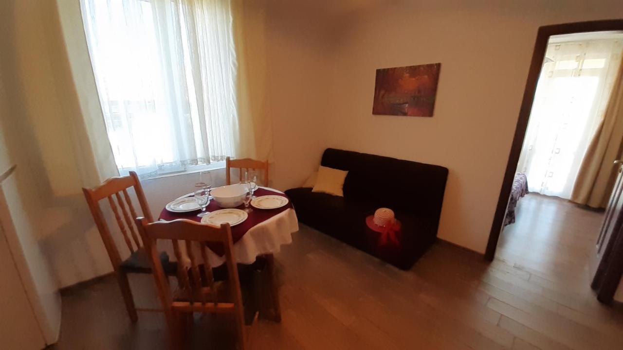 Hris Hotell Tjernomorets Exteriör bild